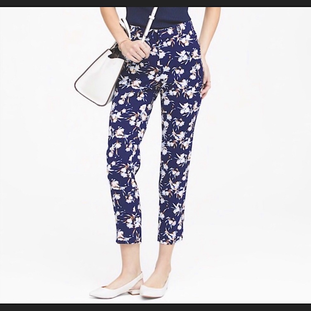 Banana Republic Cropped Pant Trousers Navy Blue Tropical Floral Mid Rise 8